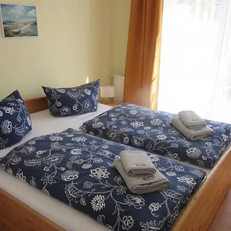 Haus Schwalbe Appartement *