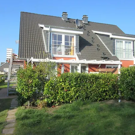 Haus Schwalbe Appartement *